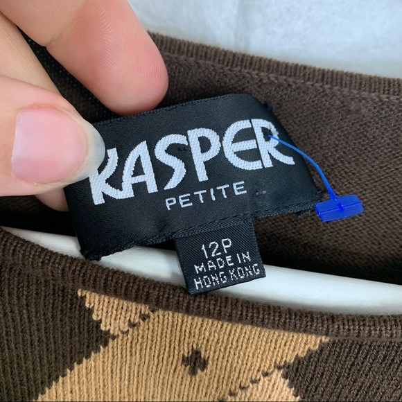 Kasper Lattice Print Top - Picture 8 of 11